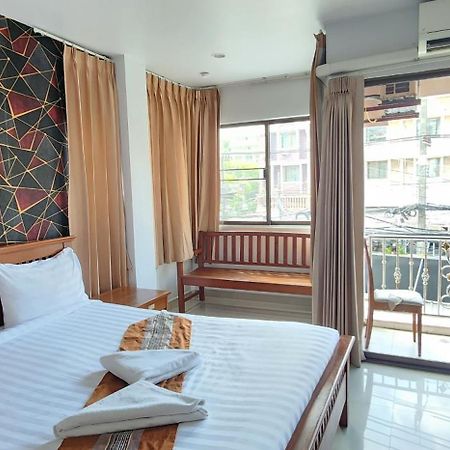 Royal Sweet Hotel Patong Exteriör bild